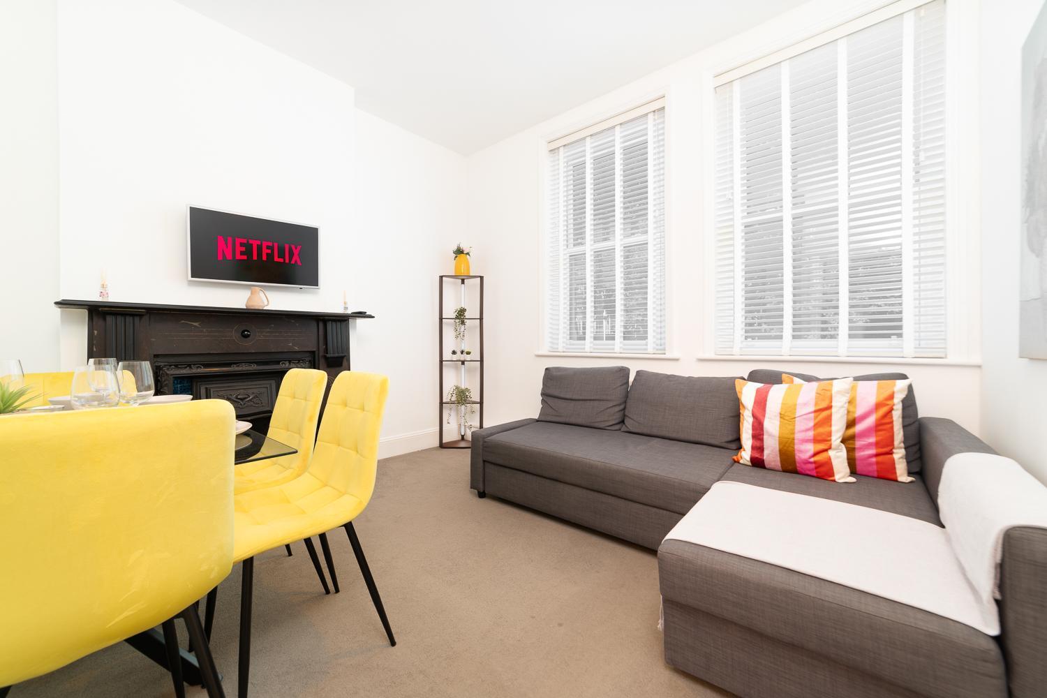 Cozy Apartment In The Heart Of Fulham, London Eksteriør bilde